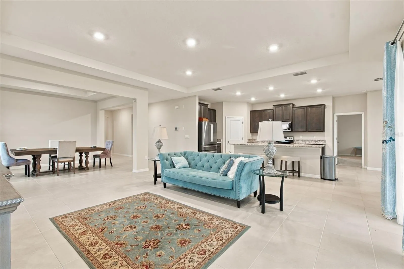 Tray ceiling