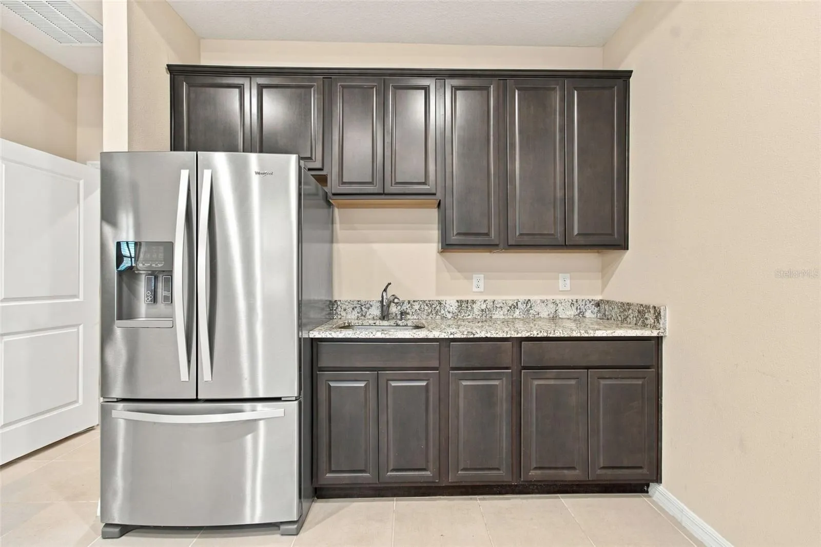 In law suite kitchenette