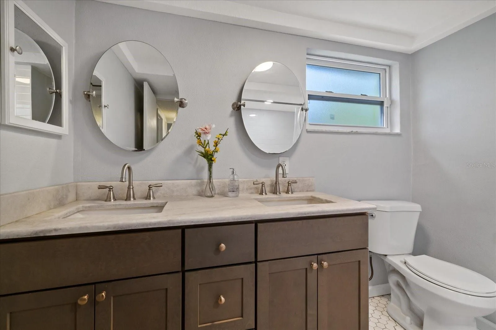 Guest bathroom with dual vanity
