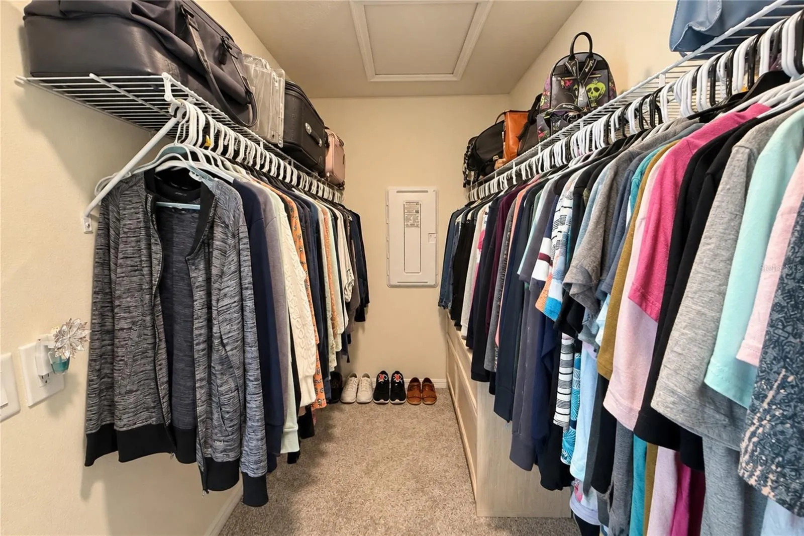 Master Walking Closet