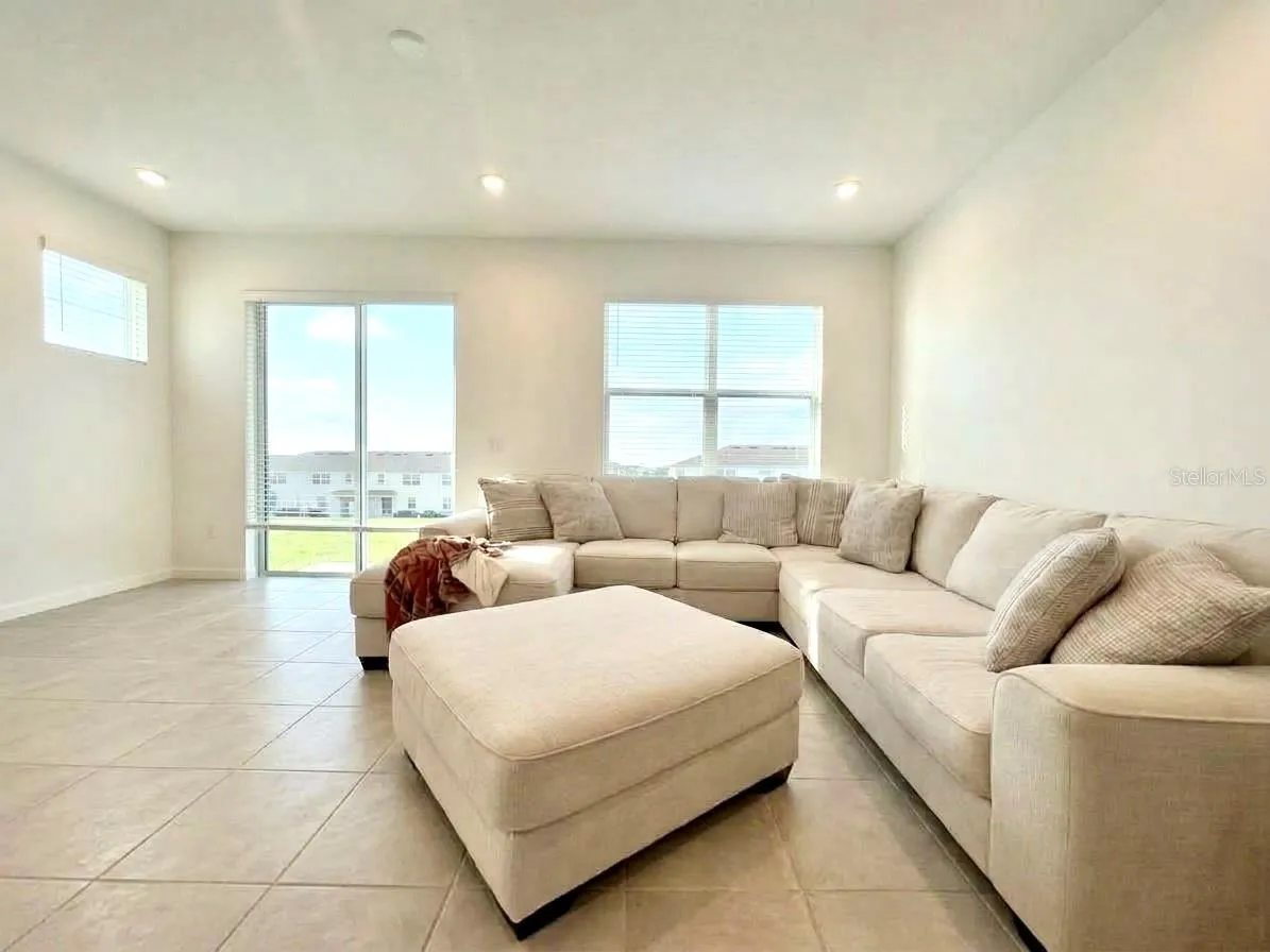 Great living room space