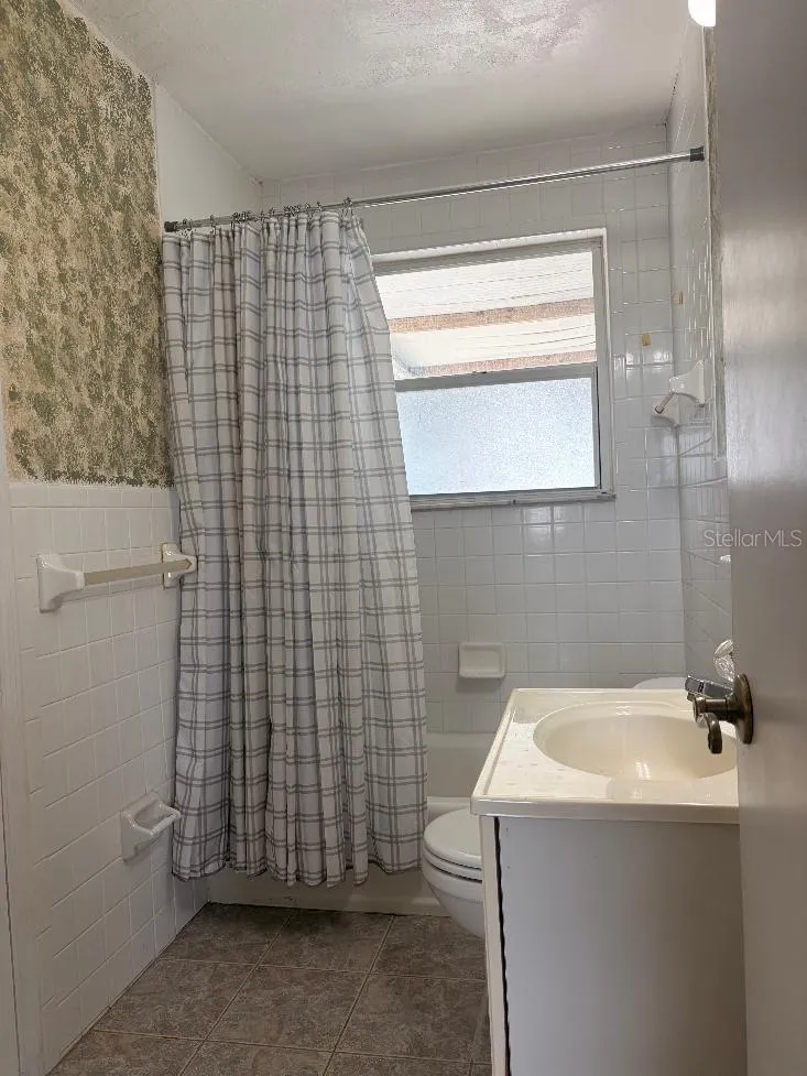 Main Bathroom