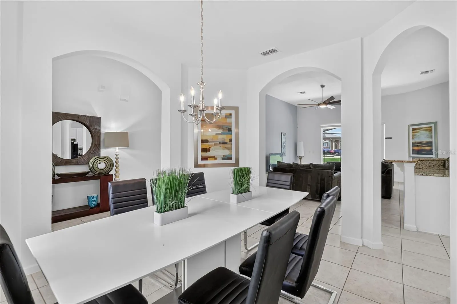 House was designed for entertaining or hosting Disney vacationers