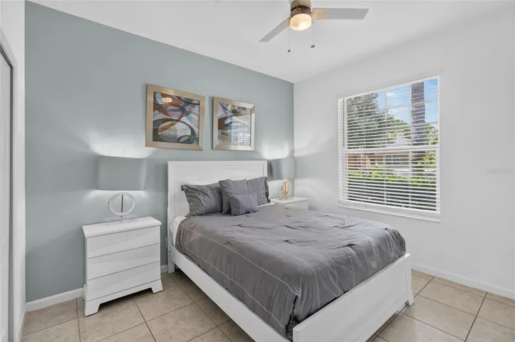 Again, more space if you wanted to add more beds.