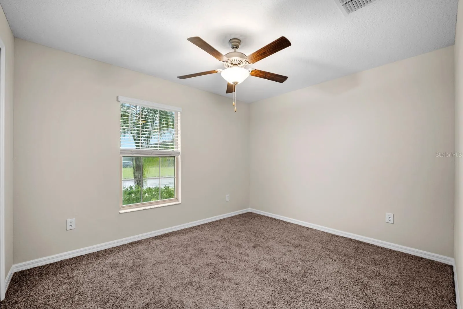 Spacious Bedroom 2