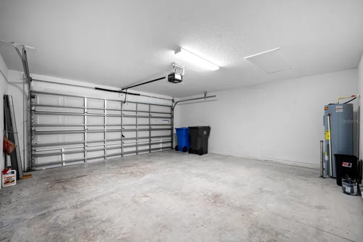 2-Car Garage