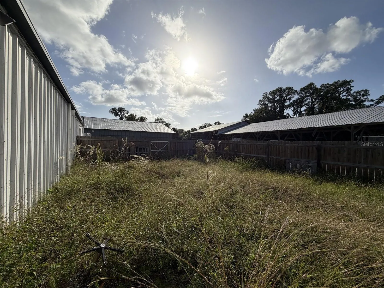 Fenced side yard
