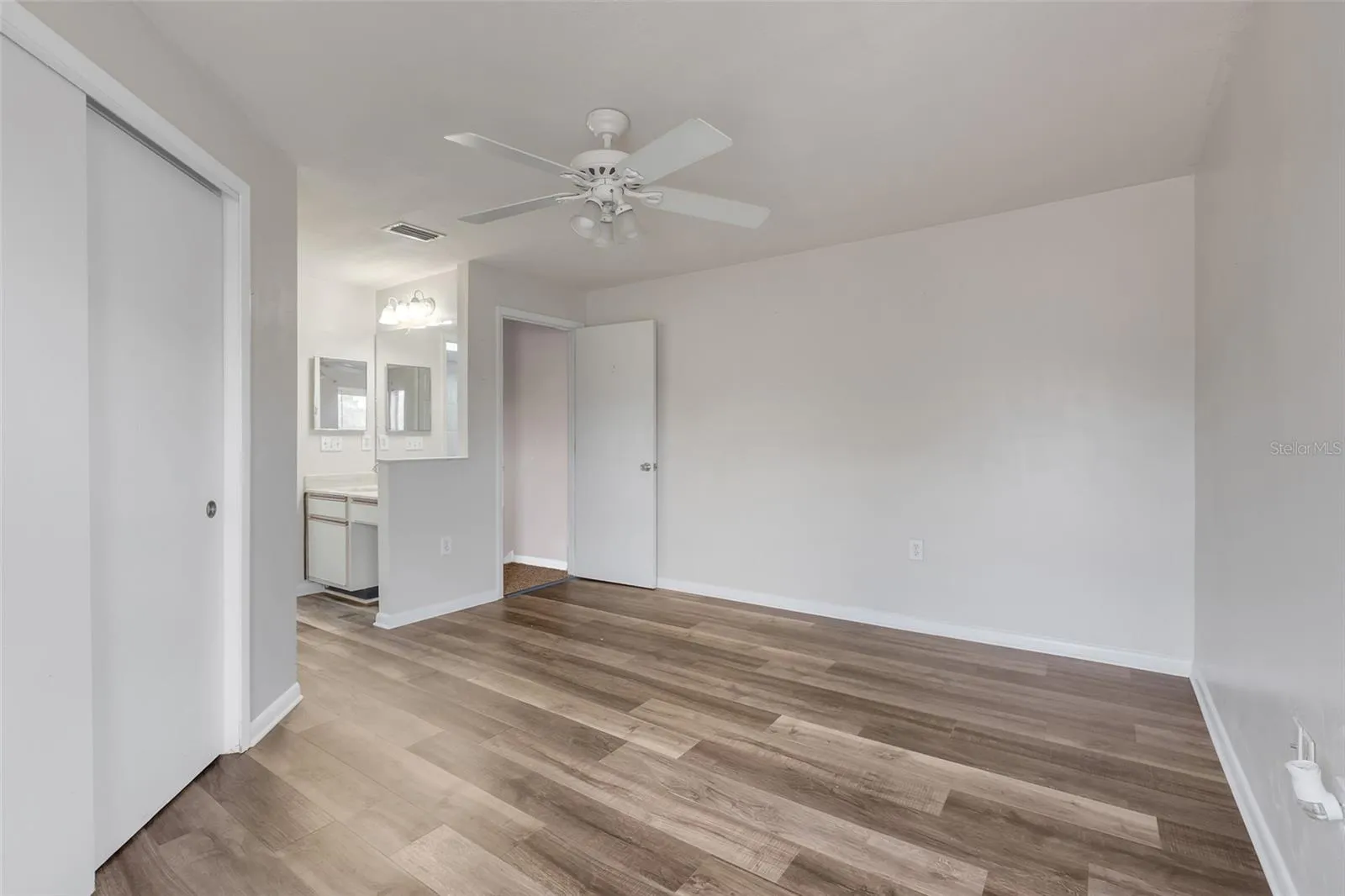 3rd Bedroom w/ Private Bathroom