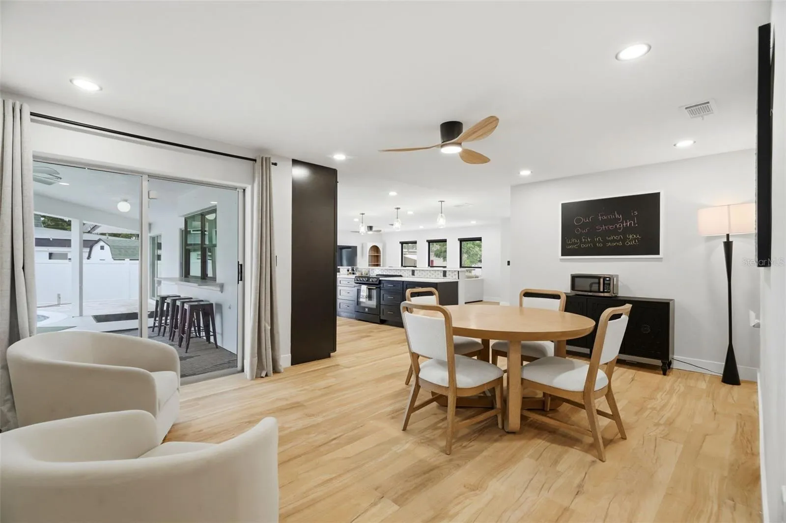 Dining Room overlooking the Pool