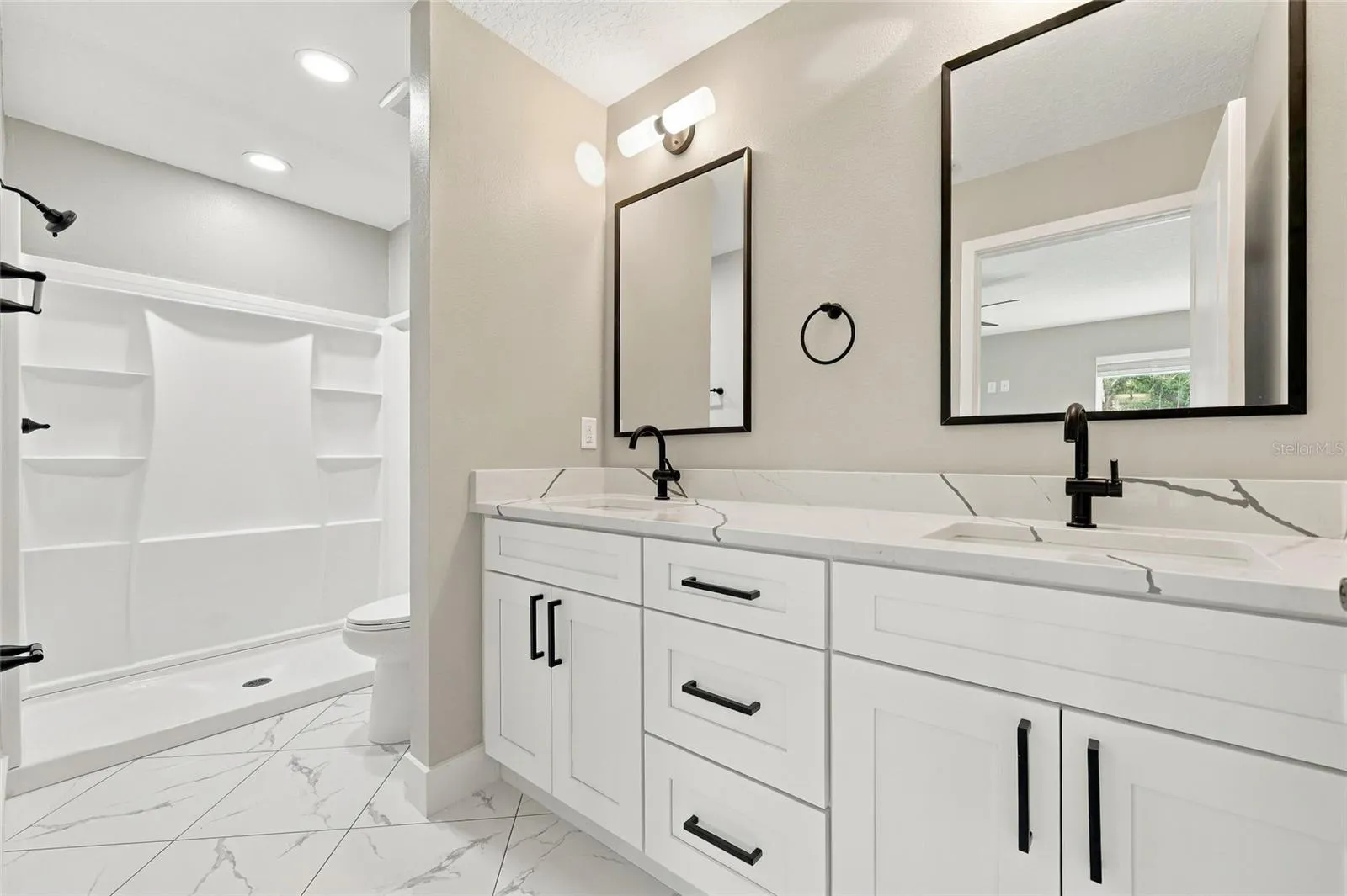 En Suite Primary Bathroom