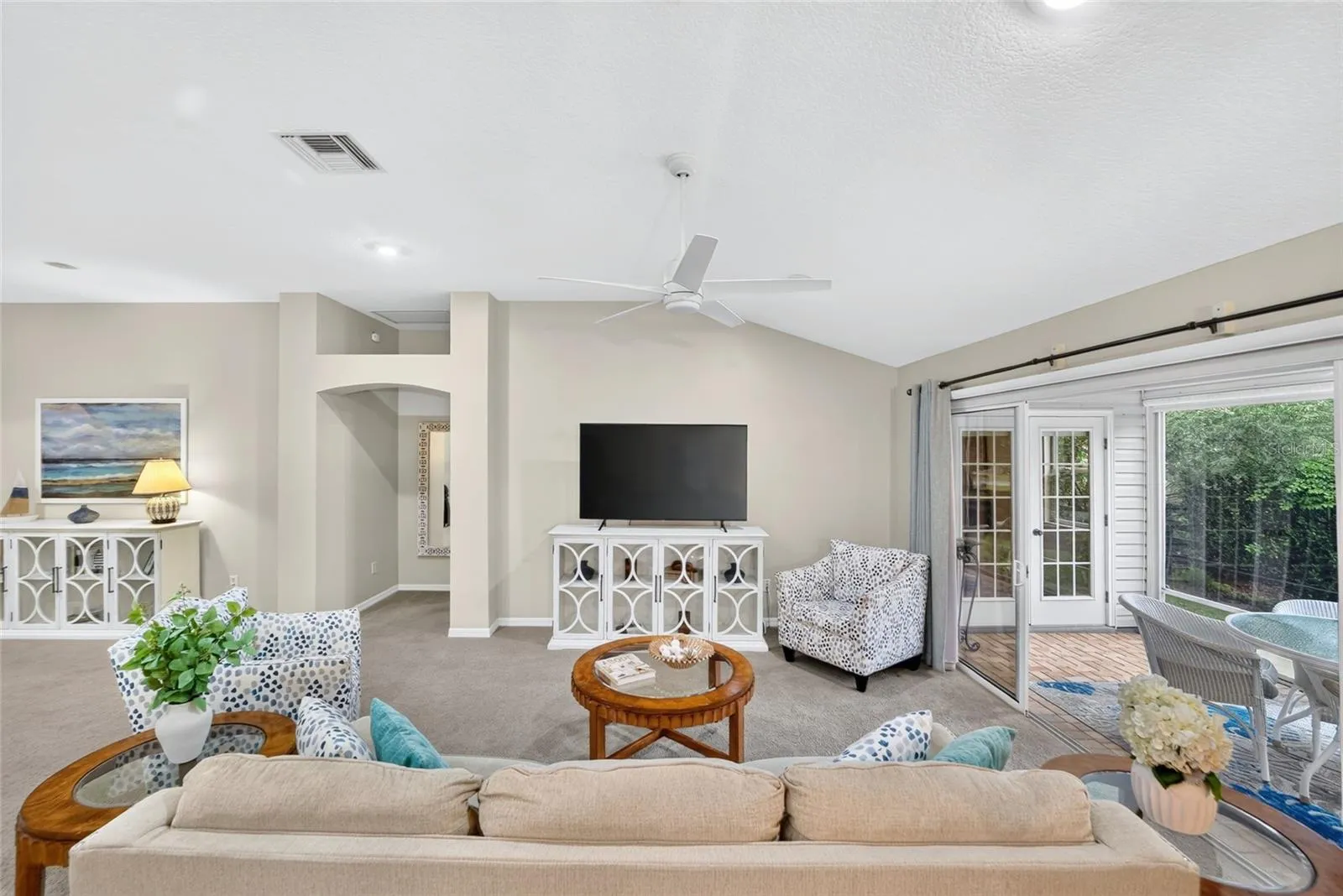 Space for all your furniture in this family room