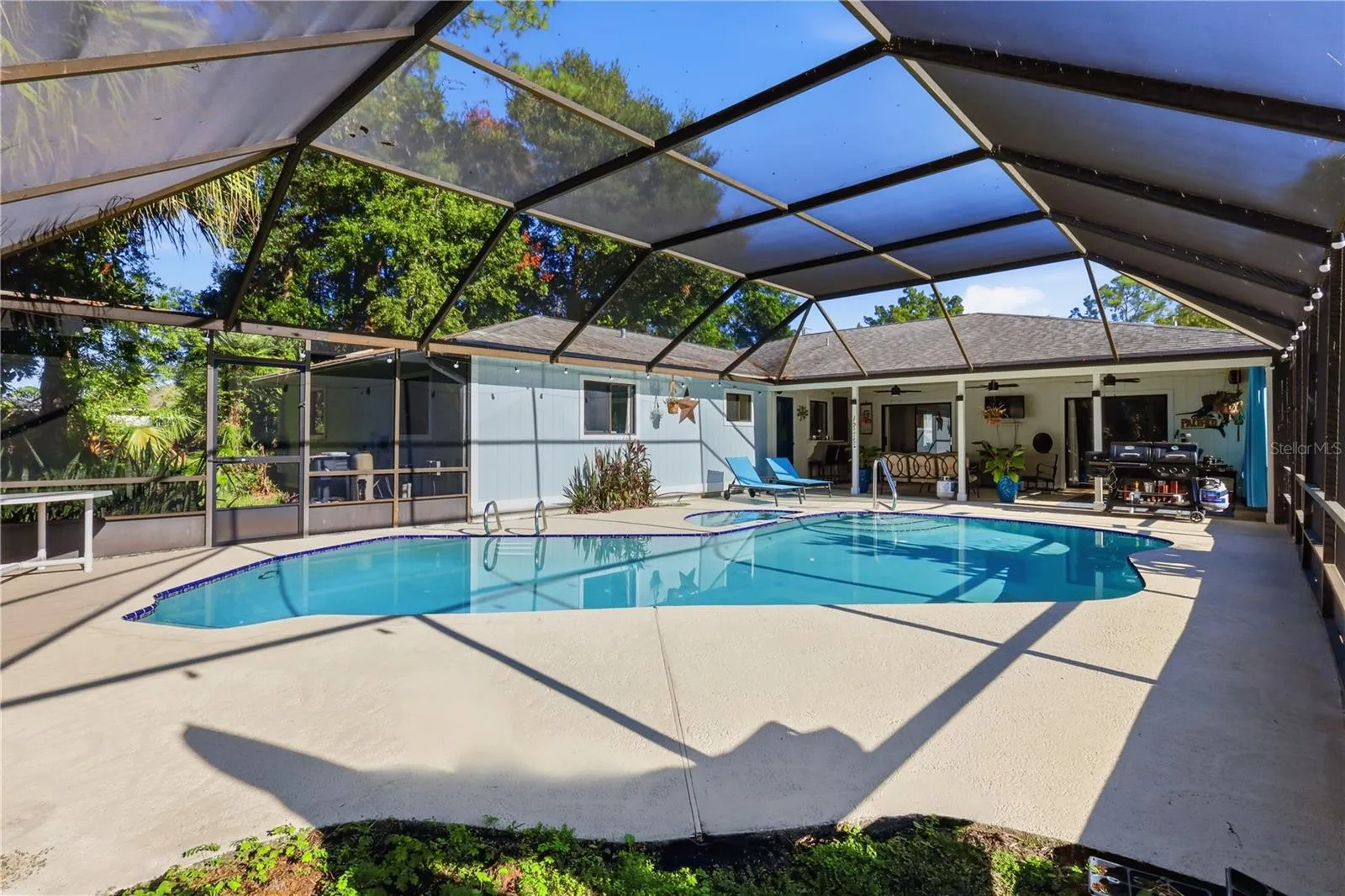 Beautiful View of the Pool, Spa & Covered Lanai.