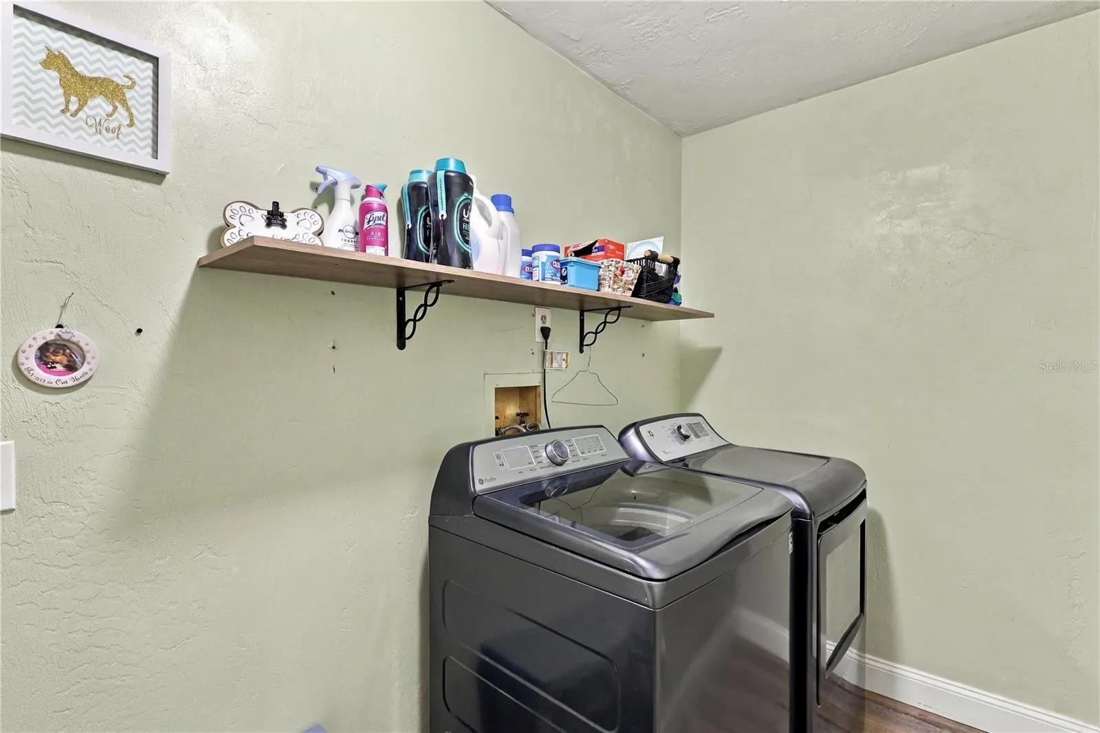 Large Interior Laundry!! No Need to Sweat While Doing Laundry!!! Washer/Dryer STAY!