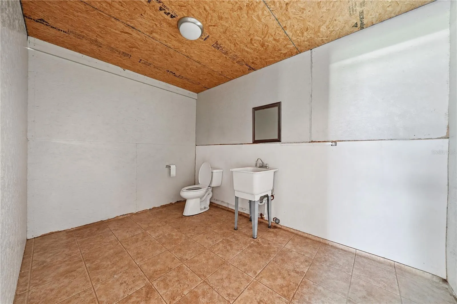 BATH IN DETACHED BUILDING