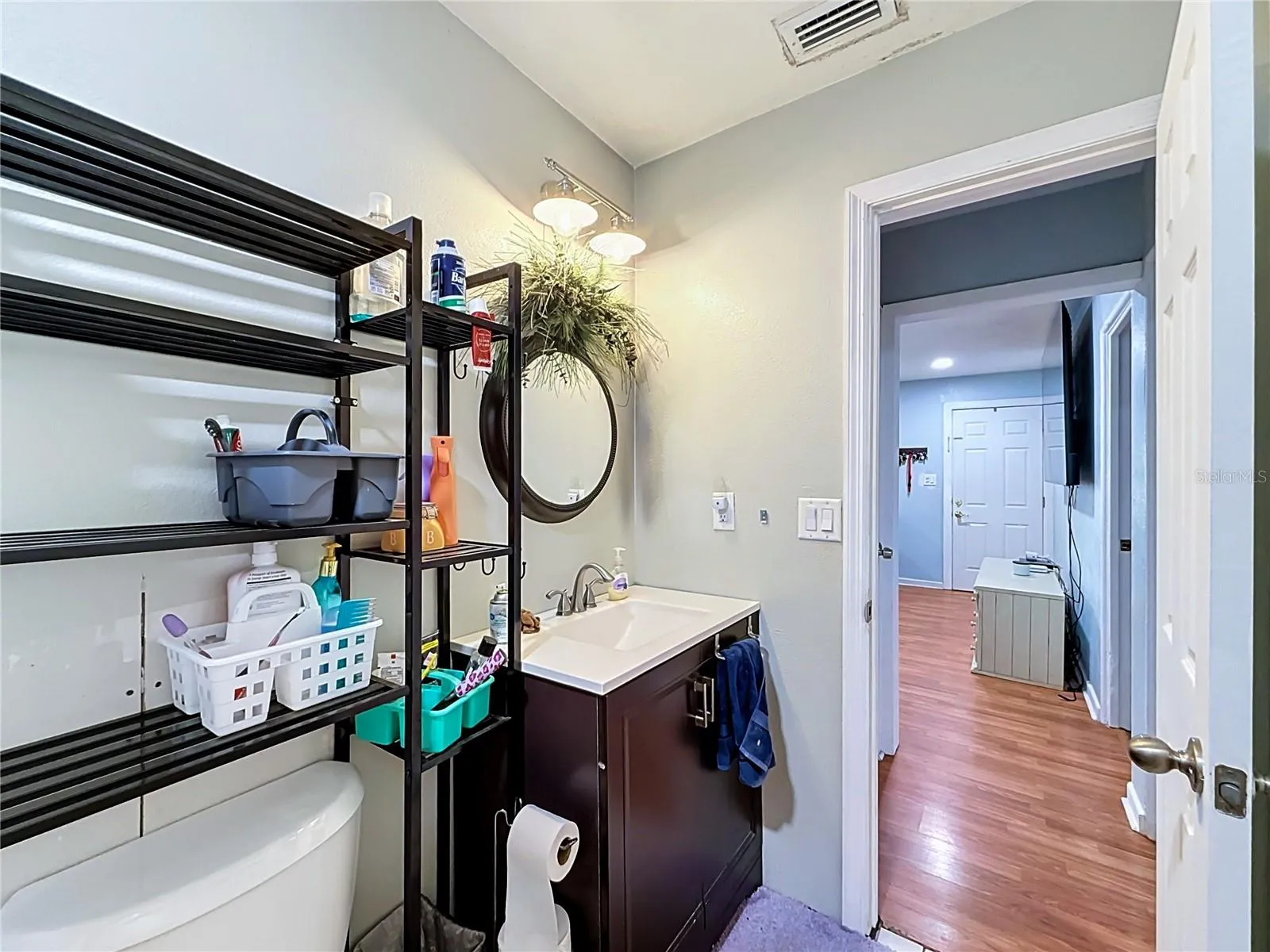 2nd bathroom