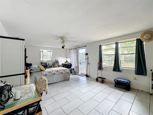 Bedroom 5/ huge bonus room