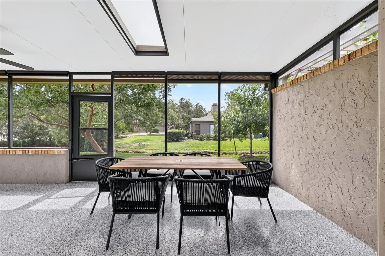 Screened Back Porch