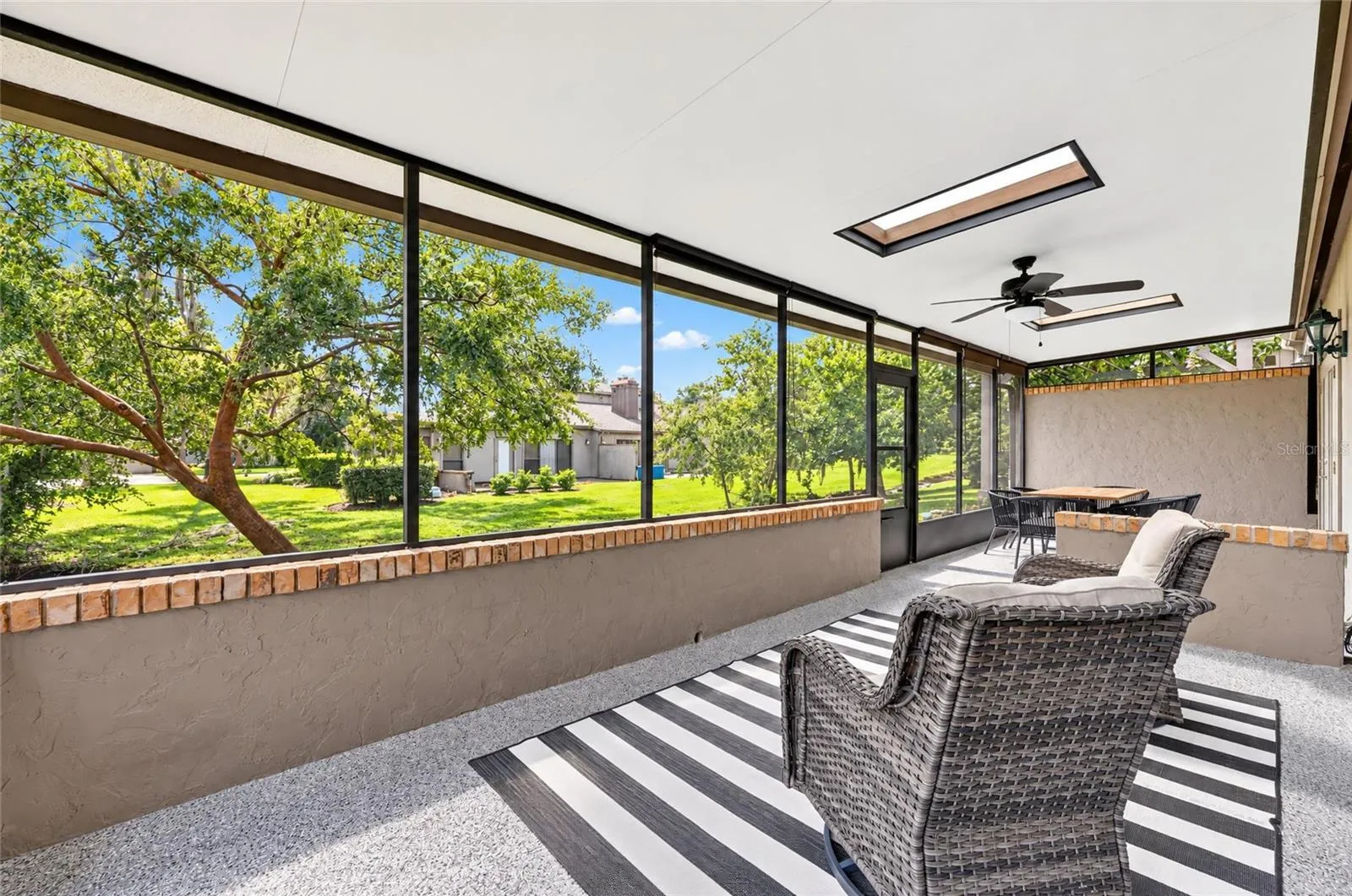 Screened Back Porch