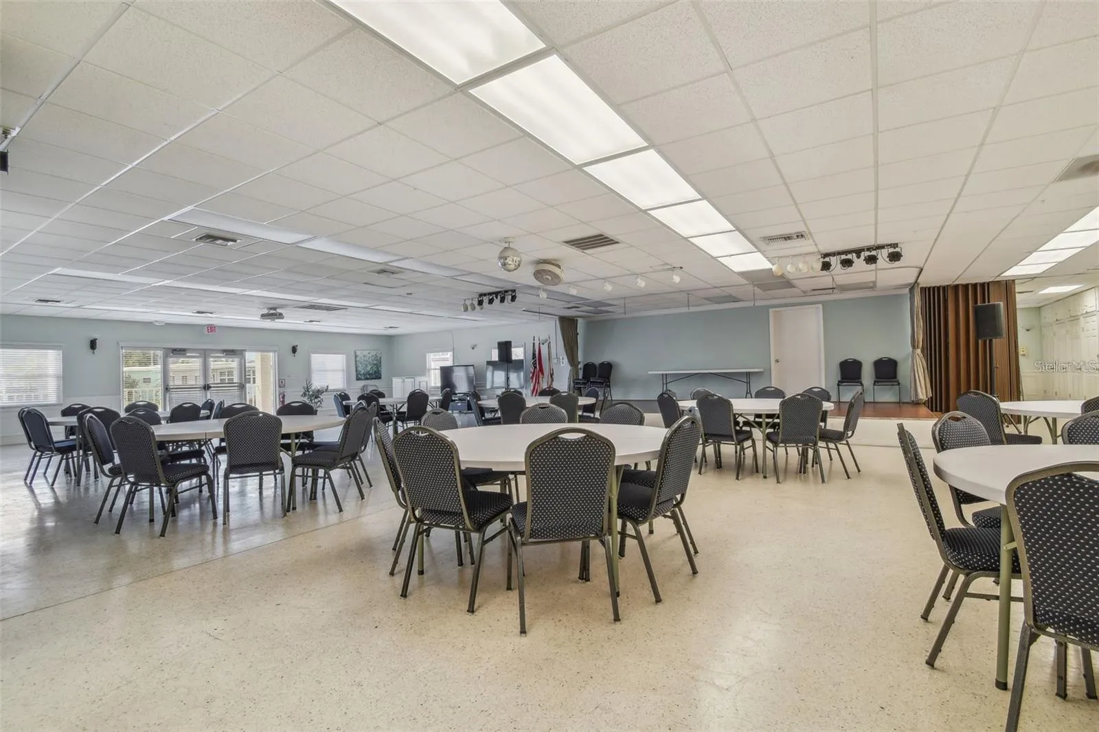 CLUBHOUSE