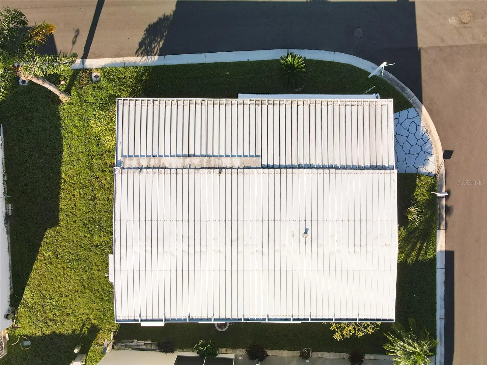 VIEW OF ROOF