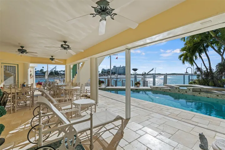 So much outdoor entertaining space!