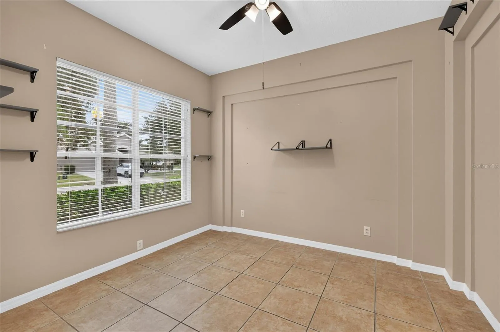 office/den