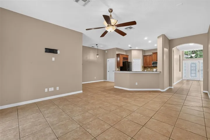 living/kitchen