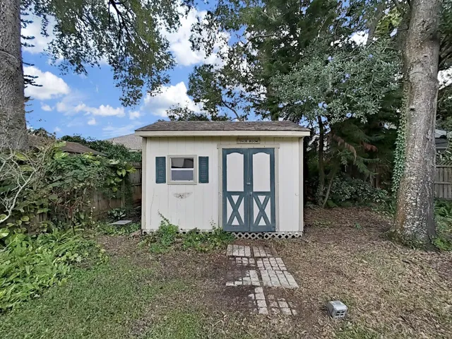 Garden Potting Shed ~~ Or Storage Shed