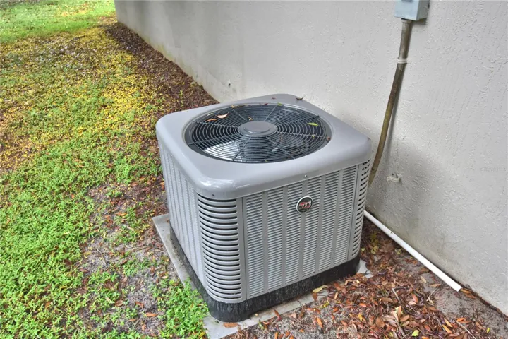 A/C unit for 3781.