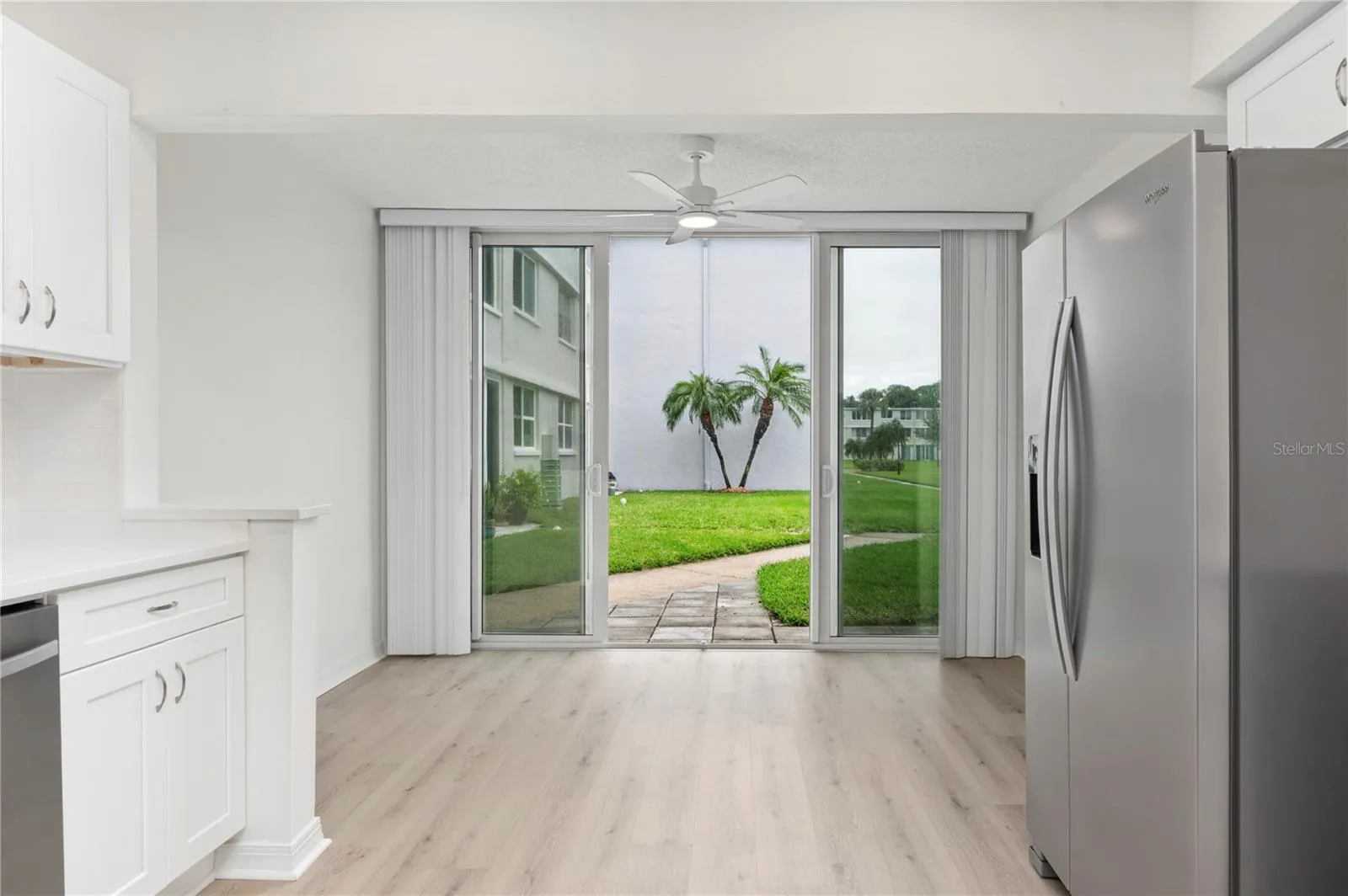 SLIDING DOORS