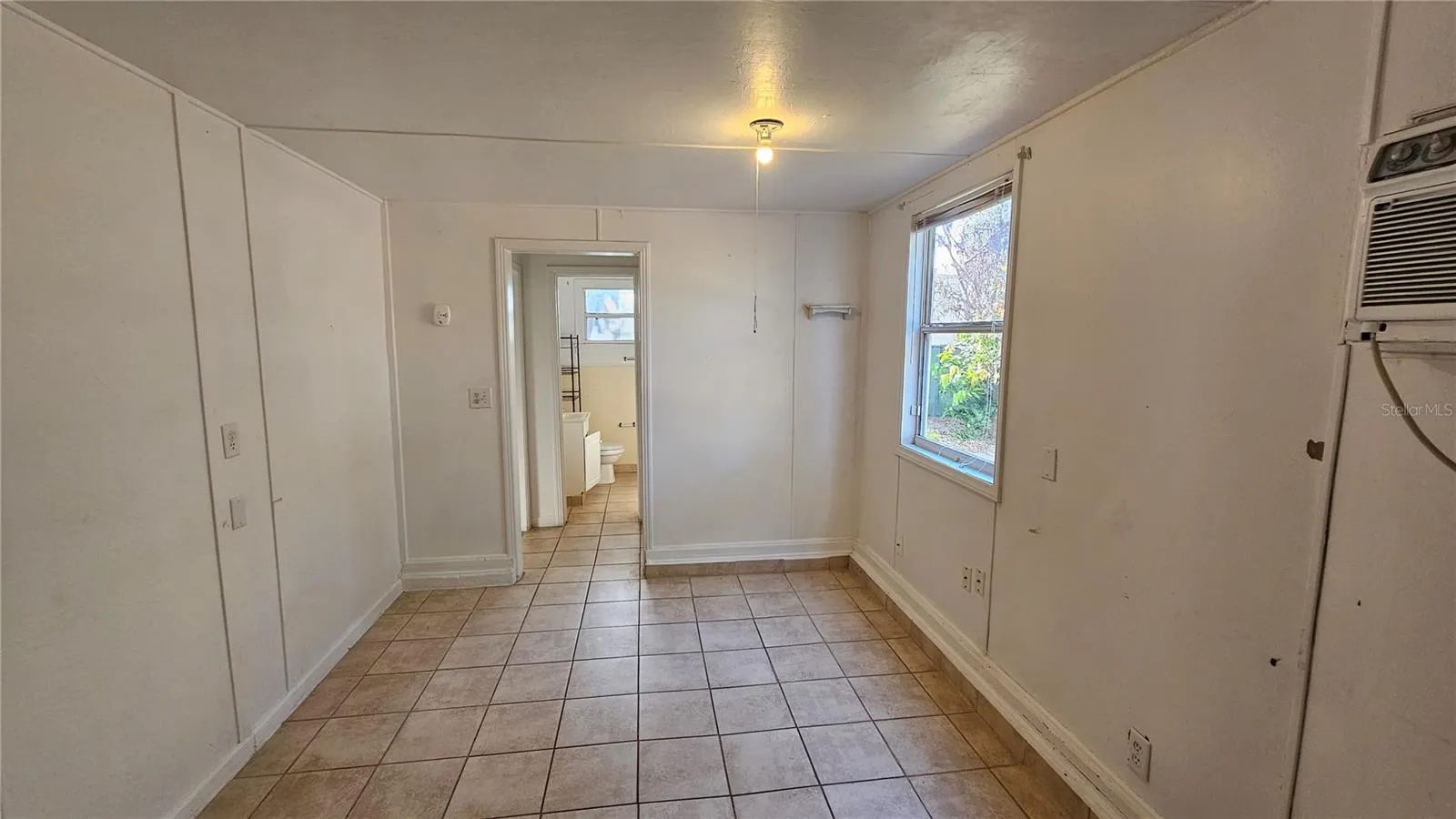 In-Law living room