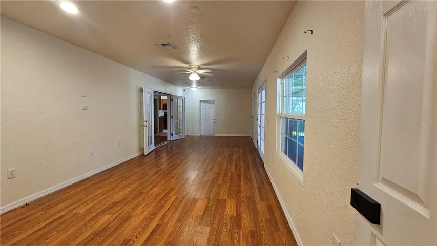 Extended family room