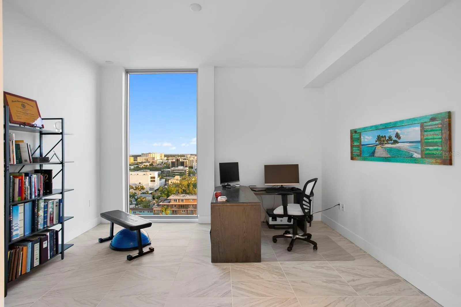 Second bedroom/office