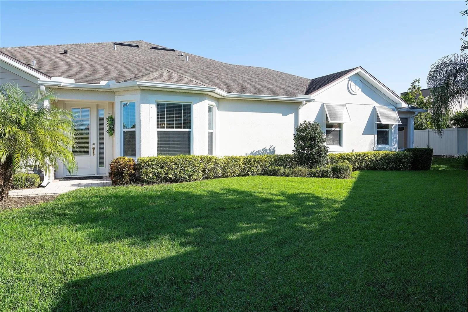 Expansive side yard/entrance