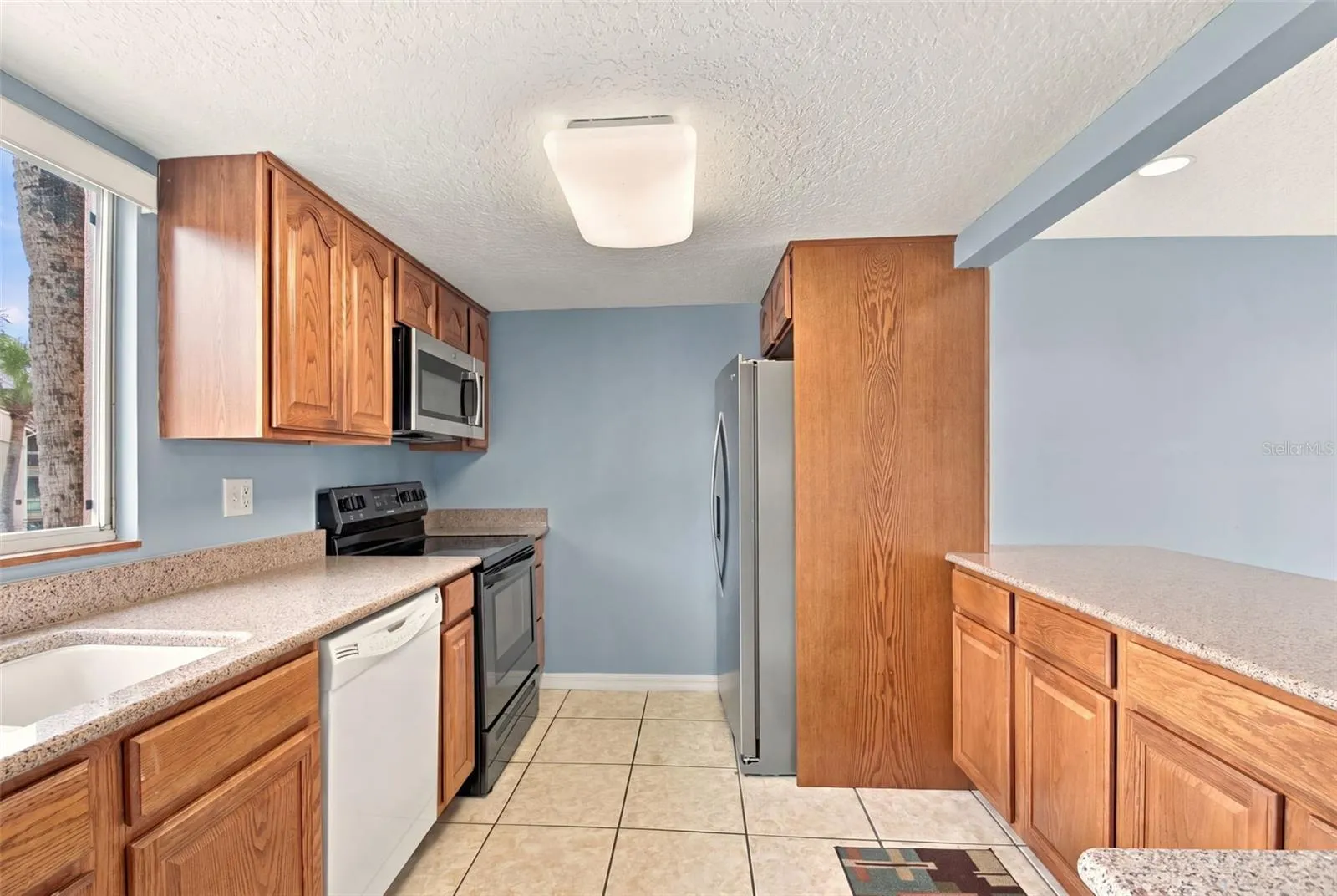 Kitchen (cabinets on right bumped out a bit