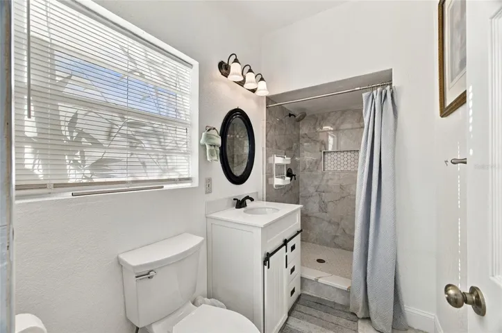 Primary En-Suite