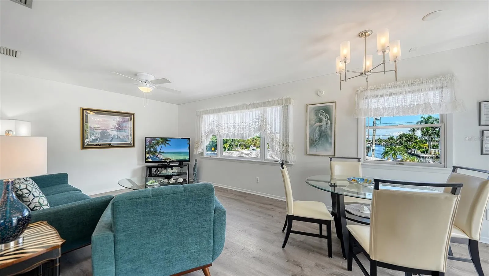 Upstairs living/dining area Apt B