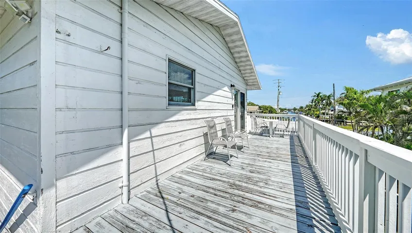 Balcony Apt B