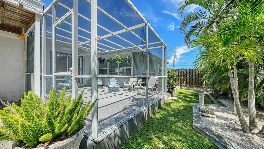 Screened patio Apt A