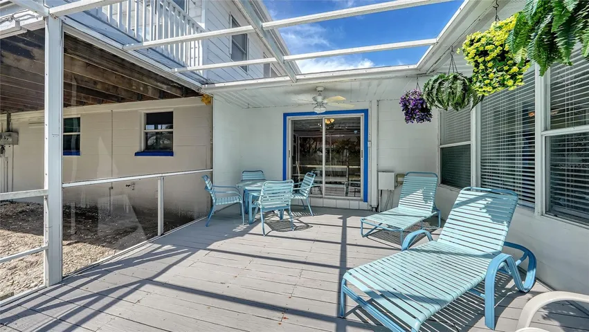 Screened patio Apt A