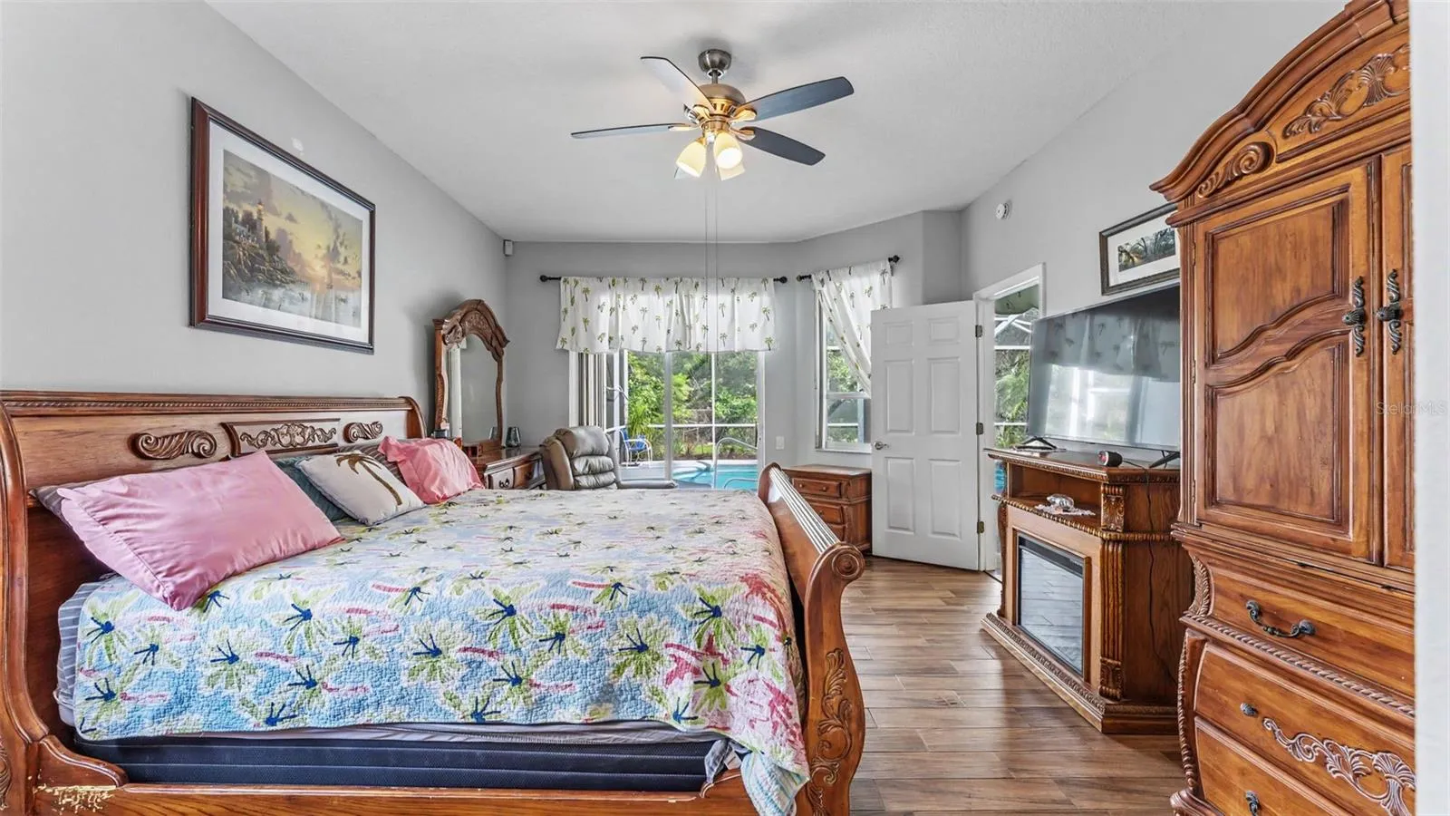 Primary bedroom suite