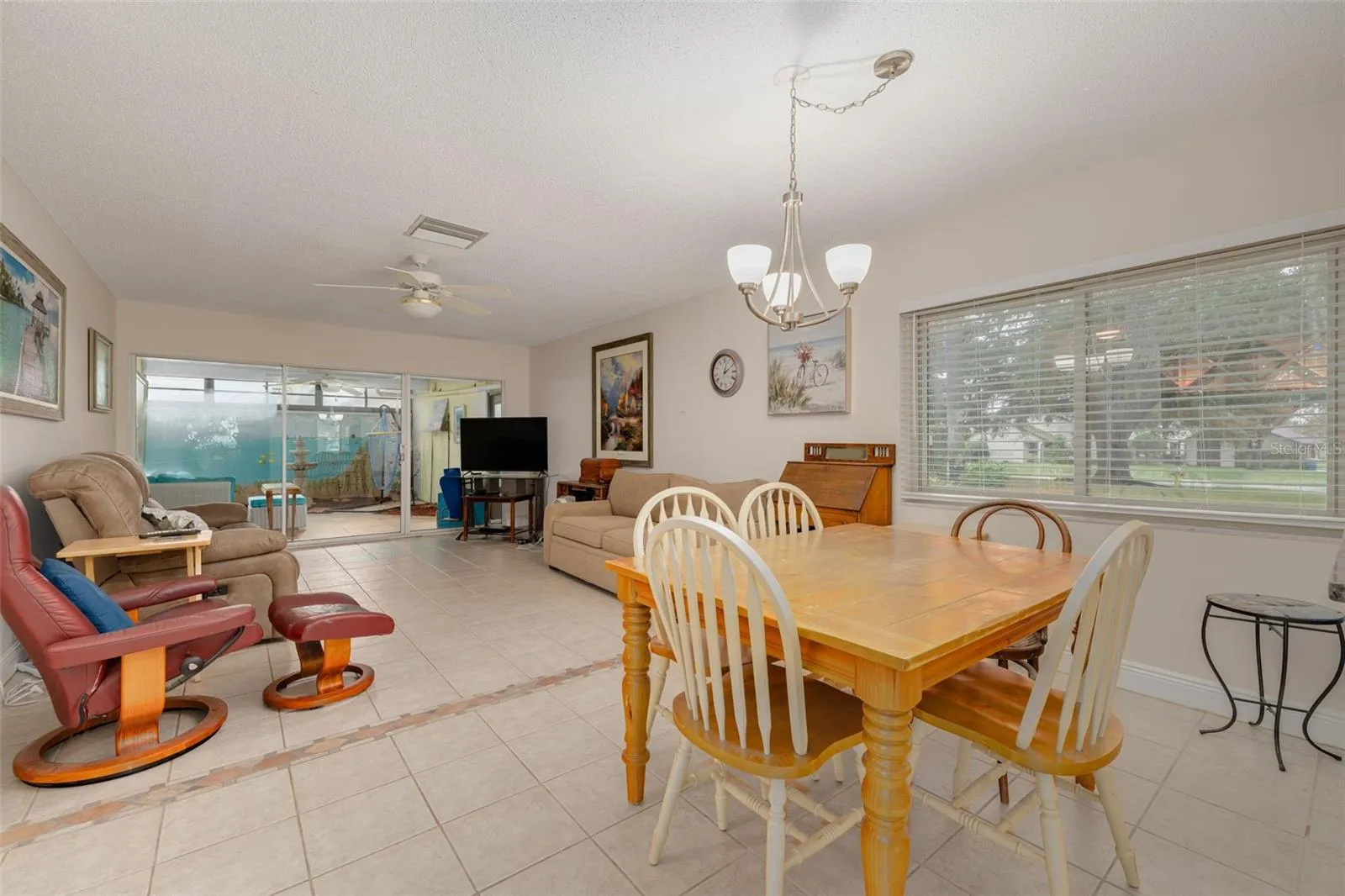 Dining/Living Room
