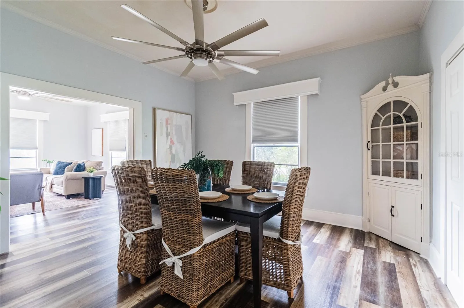 Formal dining room