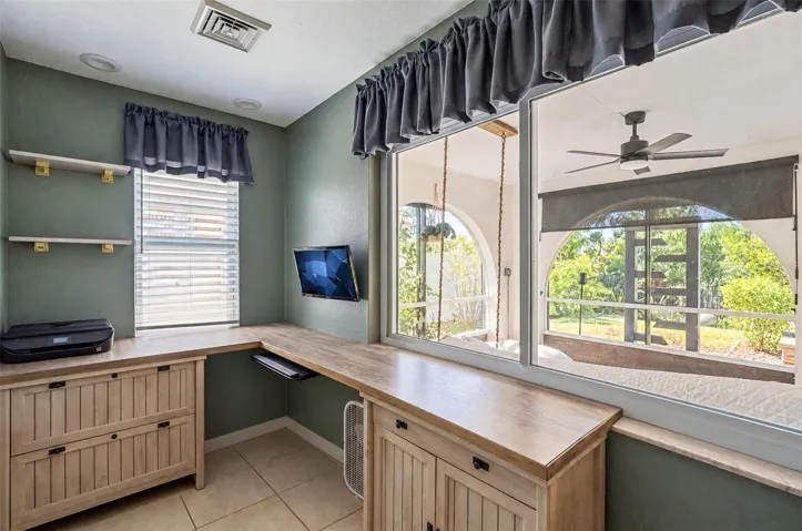 Built-In Desk Area