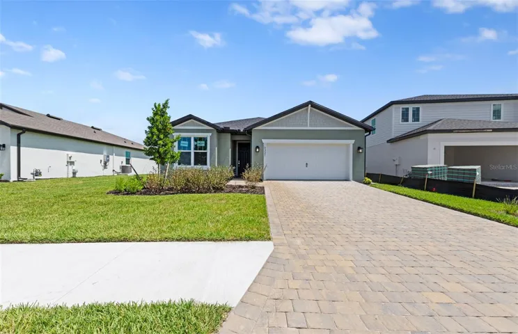 Come tour this beautiful crestmere!