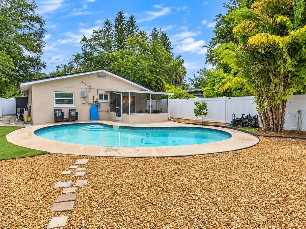 Pool and Back of house angle 2