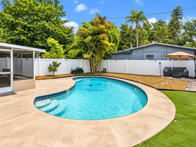 Pool &amp; backyard angle 2