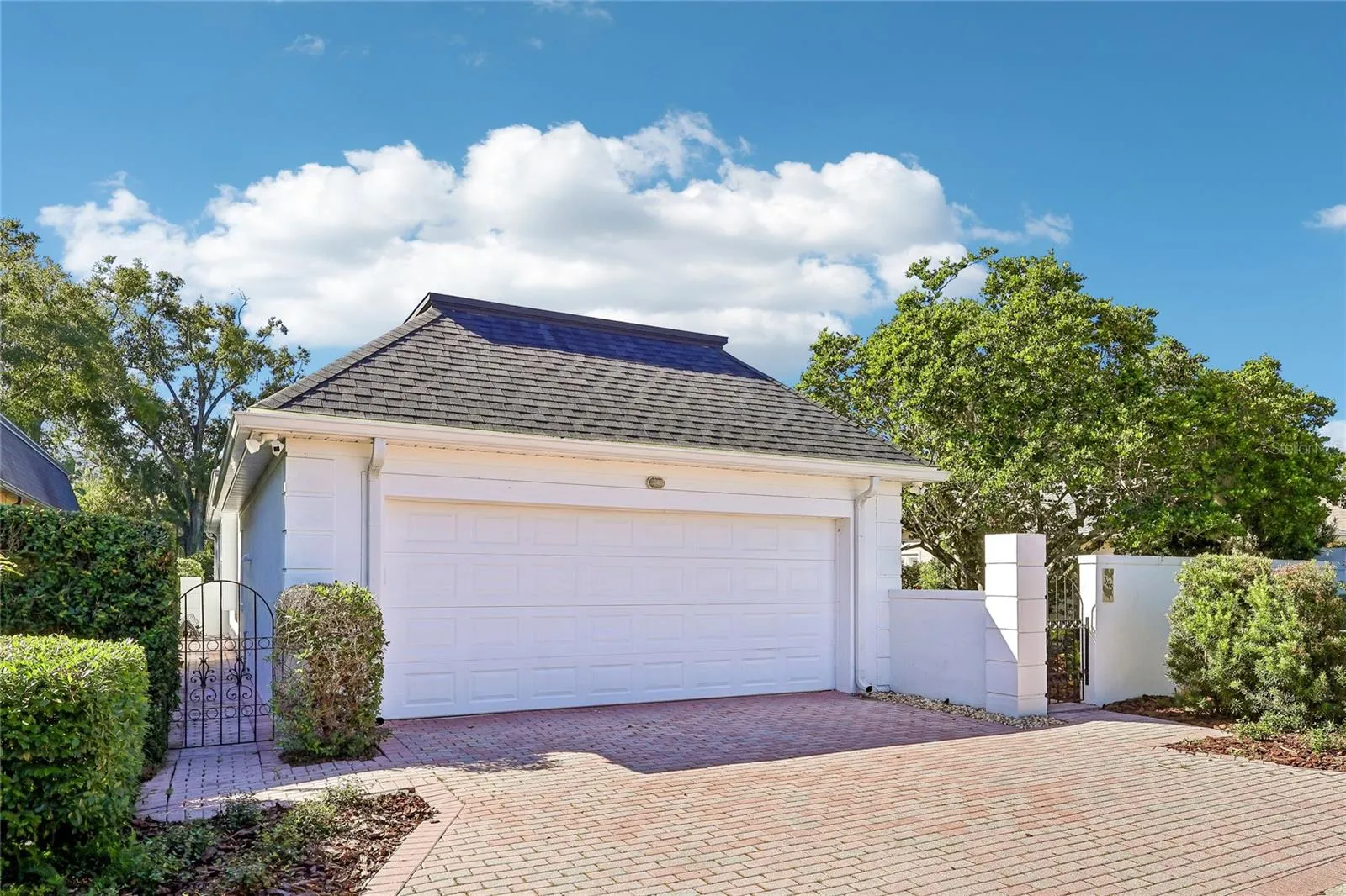 rear entry garage