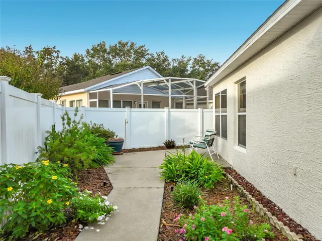 Just the right amount of space to flex your green thumb.