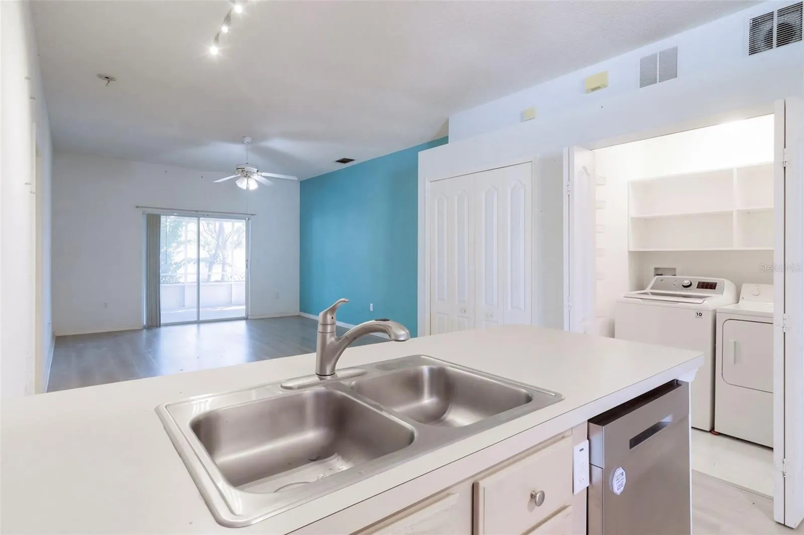 Kitchen &amp; Laundry Closet